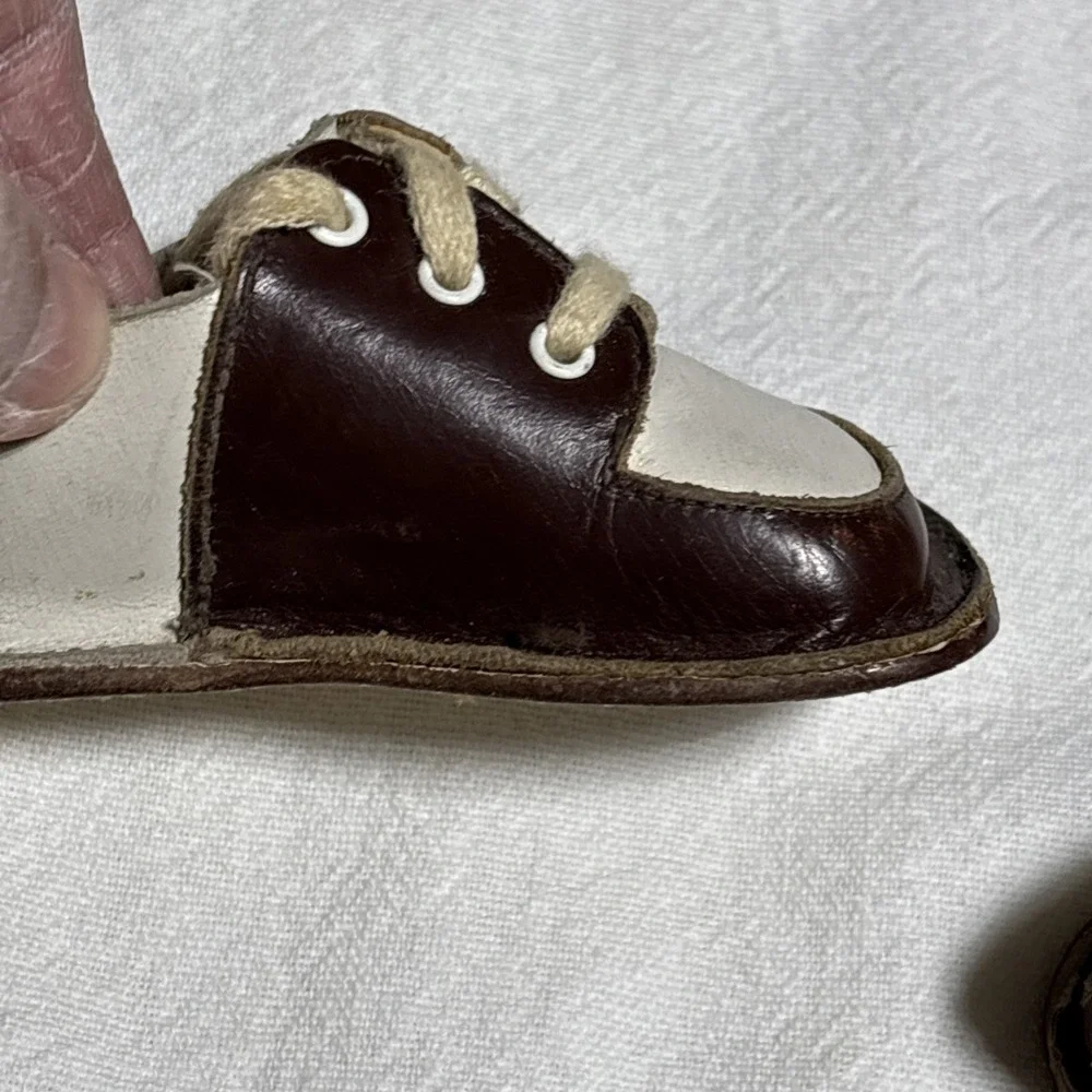 Vintage All Leather Baby Shoes Size 0 Brown White Saddle‎ Shoes